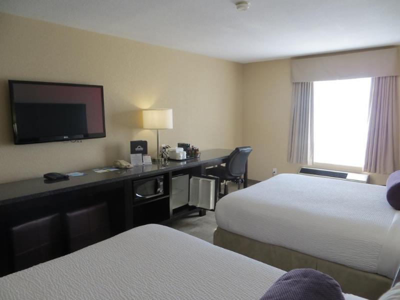 Days Inn By Wyndham Calgary Airport Dış mekan fotoğraf